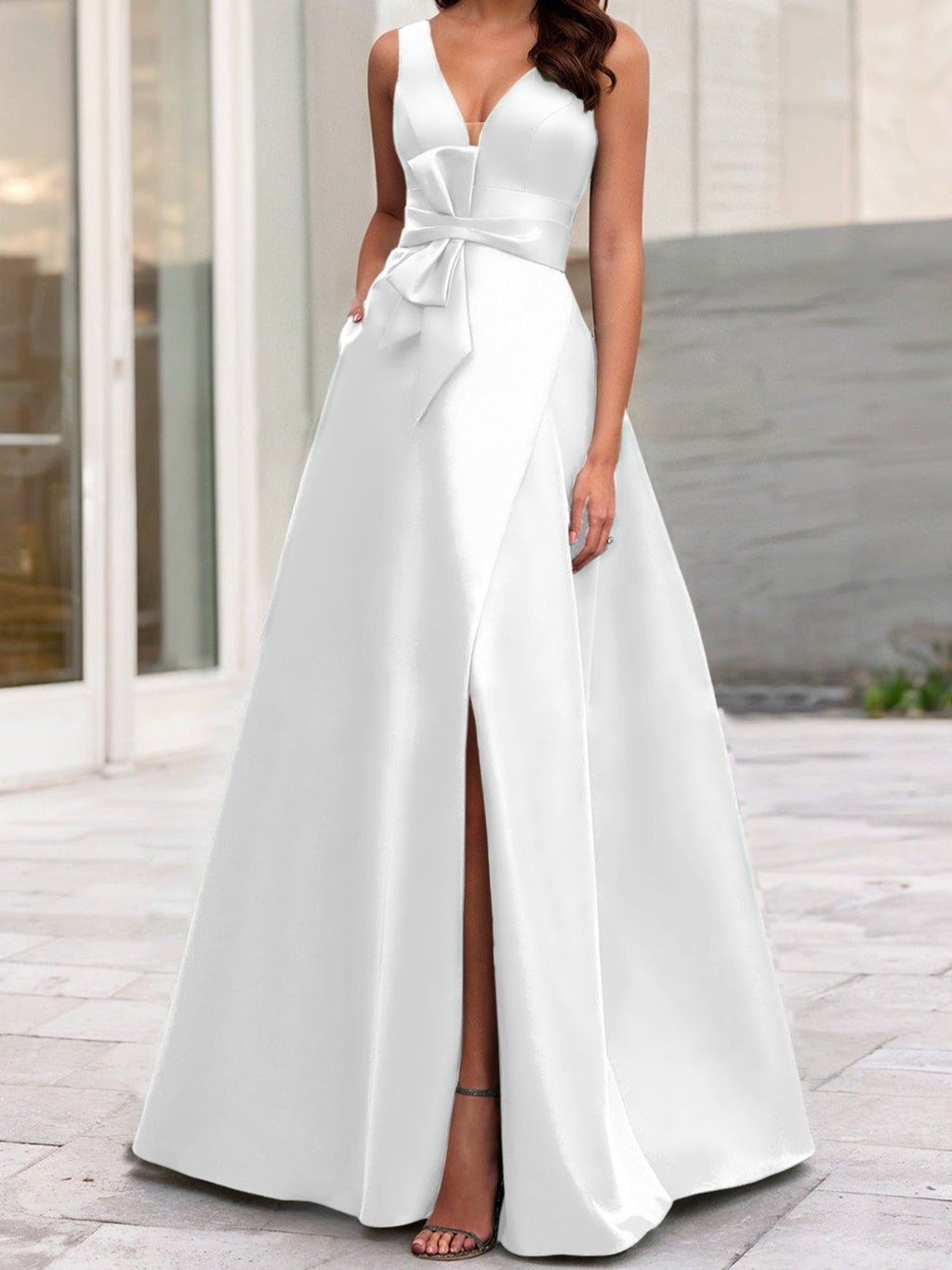 Vestidos de corte princesa/línea A para la madre de la novia, sin mangas, con escote en V y abertura lateral. 