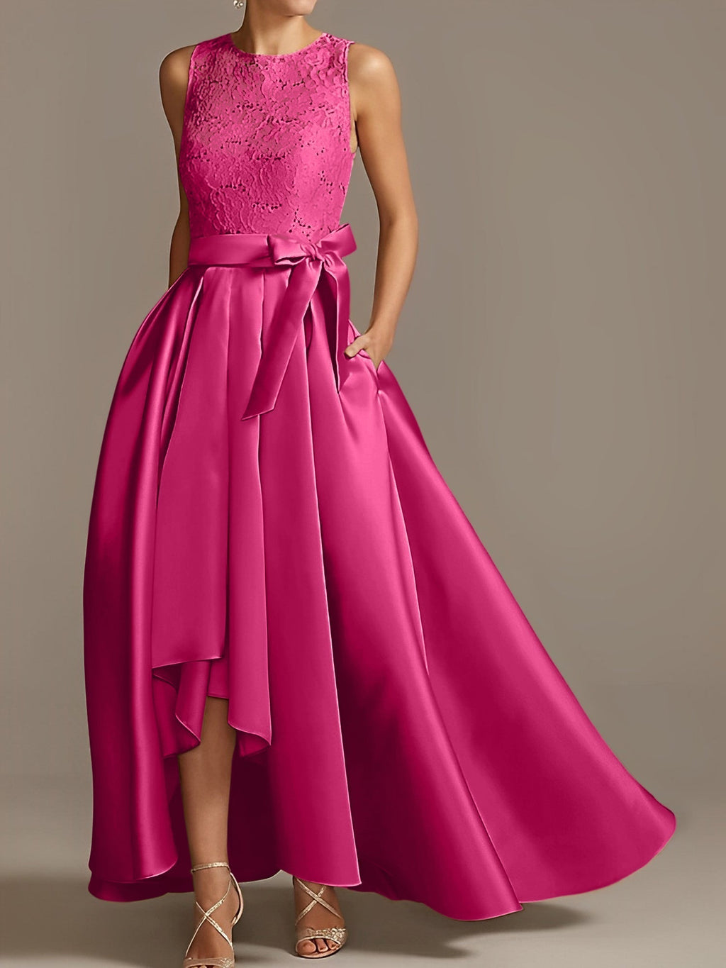 Vestidos de corte princesa/línea A para la madre de la novia, sin mangas, con cuello joya y encaje plisado. 