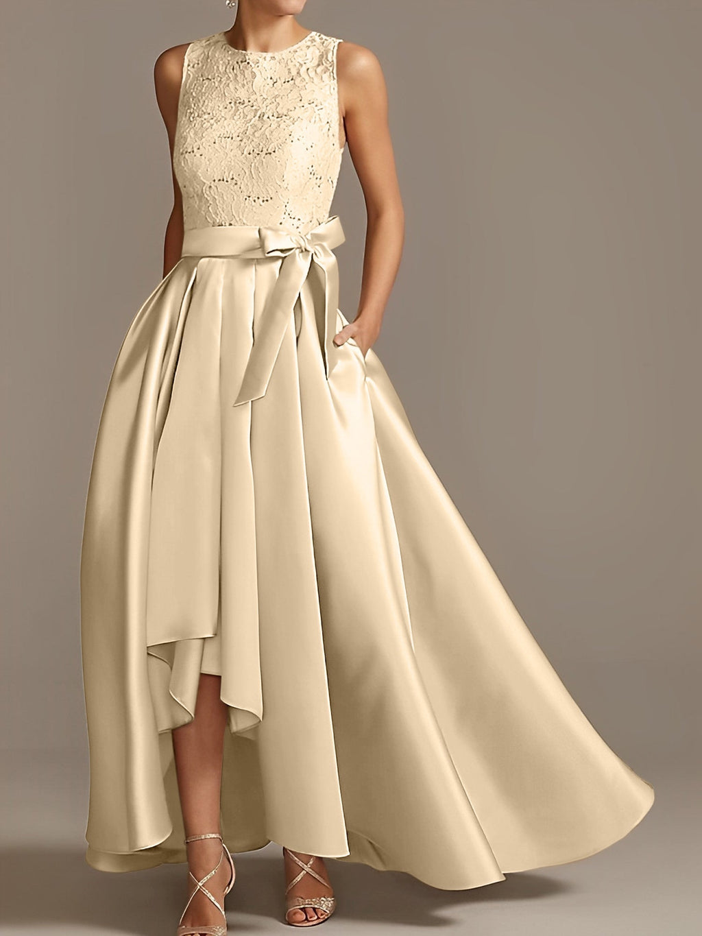 Vestidos de corte princesa/línea A para la madre de la novia, sin mangas, con cuello joya y encaje plisado. 
