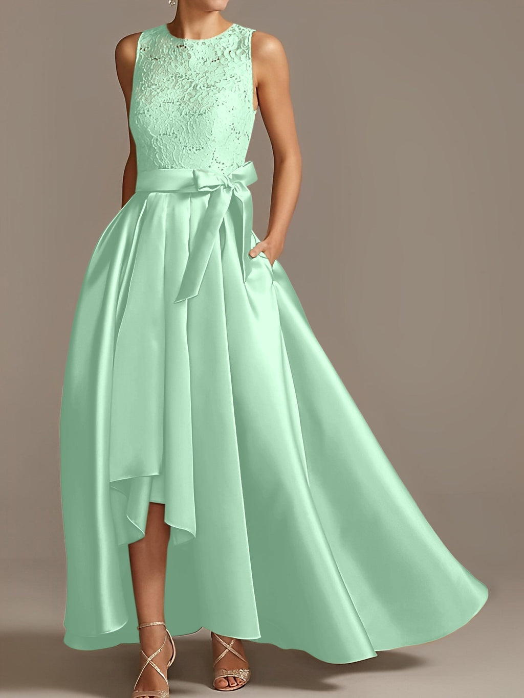 Vestidos de corte princesa/línea A para la madre de la novia, sin mangas, con cuello joya y encaje plisado. 