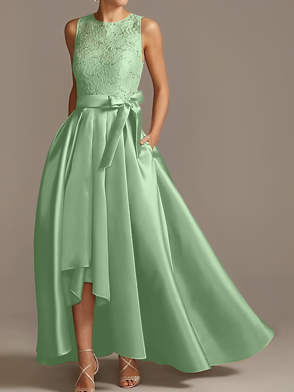 Vestidos de corte princesa/línea A para la madre de la novia, sin mangas, con cuello joya y encaje plisado. 