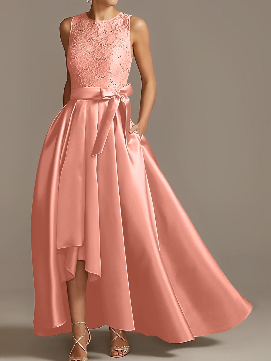 Vestidos de corte princesa/línea A para la madre de la novia, sin mangas, con cuello joya y encaje plisado. 