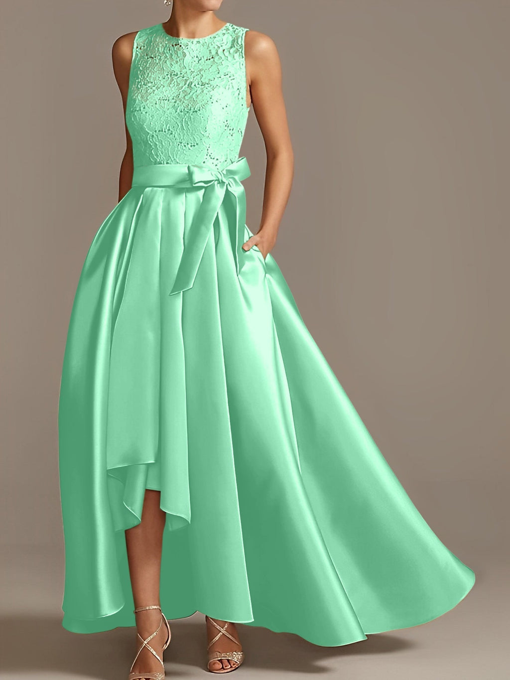 Vestidos de corte princesa/línea A para la madre de la novia, sin mangas, con cuello joya y encaje plisado. 