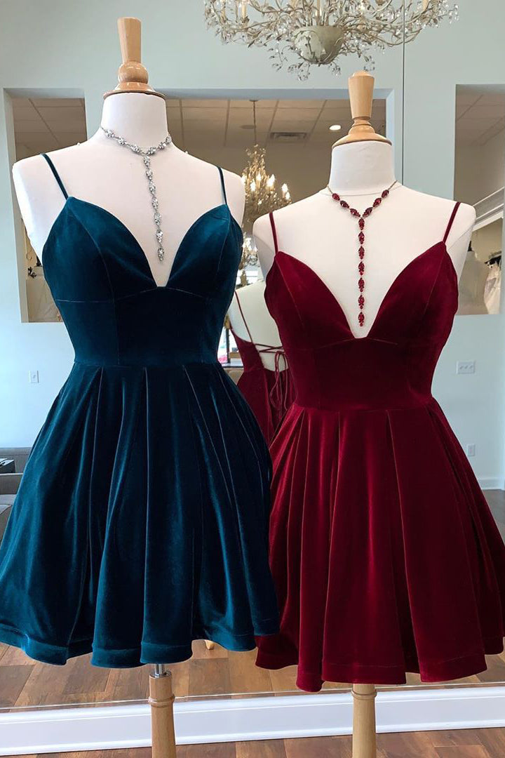 Vestido de fiesta de terciopelo con escote en V y corte en A