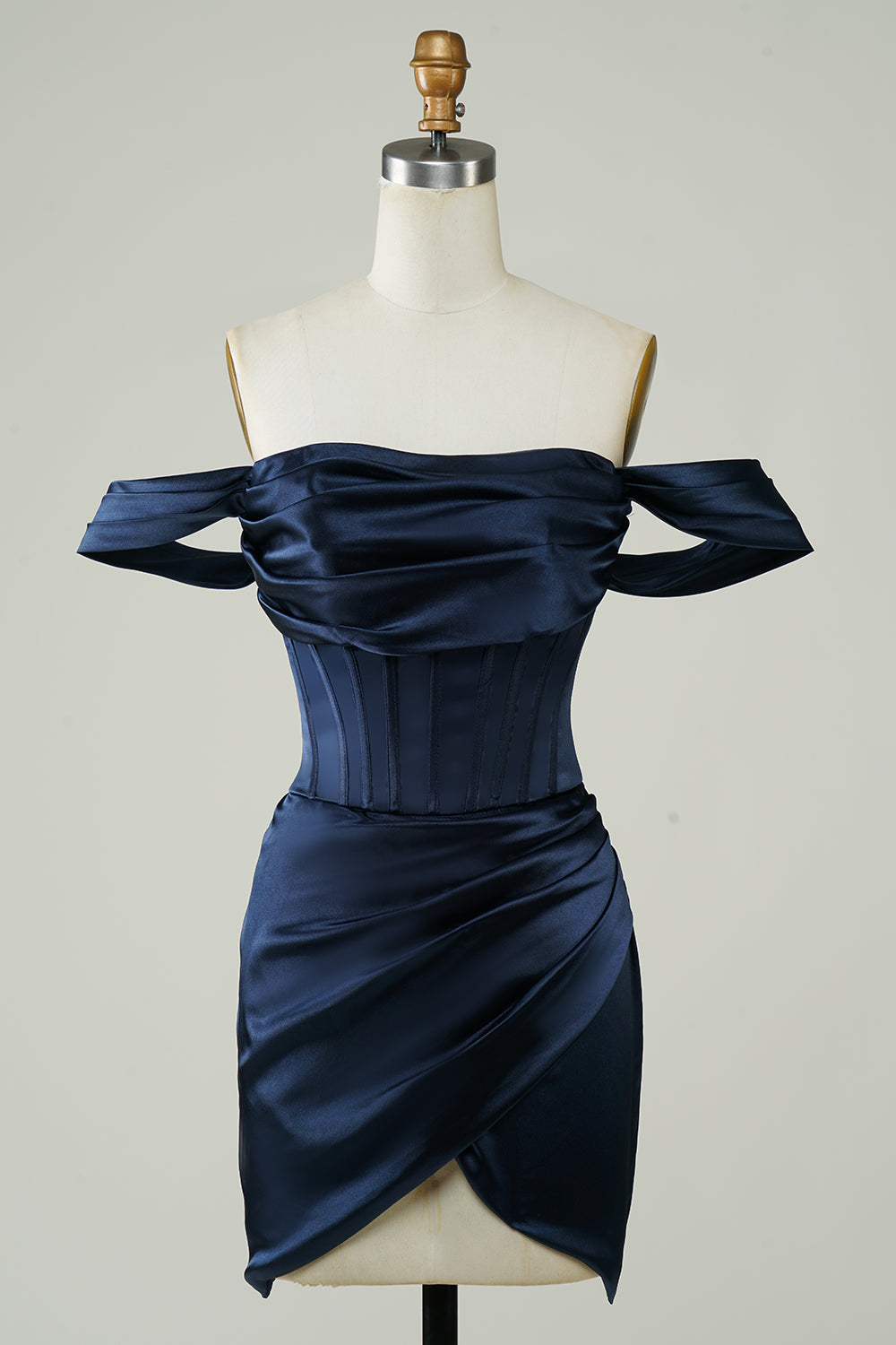 Robe de bal courte rouge tendance à épaules dénudées et froncée, style shetah.