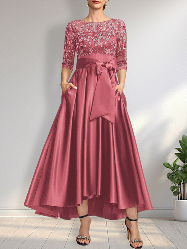 Vestido de madrina de la novia, corte asimétrico, escote ilusión, satén y encaje, con lazo.