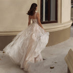 Robe de mariée élégante à fines bretelles, dos nu lacé, robe de mariée romantique en tulle à col carré 