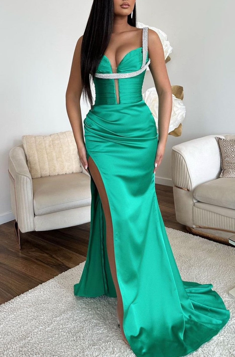 Vestido de fiesta de sirena sin mangas con tirantes finos y escote en V con abertura alta en color jade