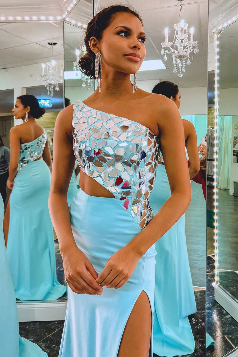 Ashley | Robe de bal fourreau asymétrique à sequins miroir
