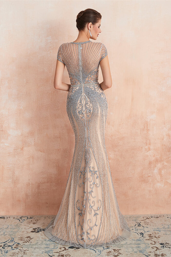 Vestido largo de fiesta de sirena con cuentas y mangas cortas