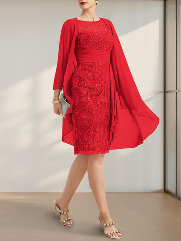 Robe de mère de la mariée en mousseline de dentelle, coupe fourreau/colonne, longueur genou, effet illusion, volants cascade et sequins