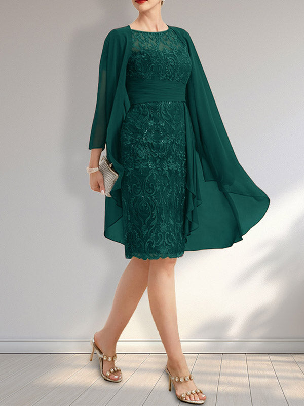 Vestido de novia de corte sirena, escote redondo, ilusión, largo hasta la rodilla, de encaje y gasa, con volantes en cascada y lentejuelas.