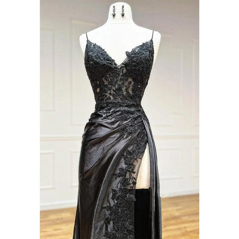 Robe de bal longue noire à bretelles spaghetti et appliques en dentelle fendues sur le côté