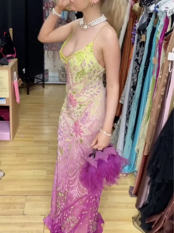Robe de soirée longue en mousseline de soie à sequins et perles, modèle Y8295