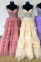 Robe de bal longue en tulle à épaules dénudées et à volants étagés