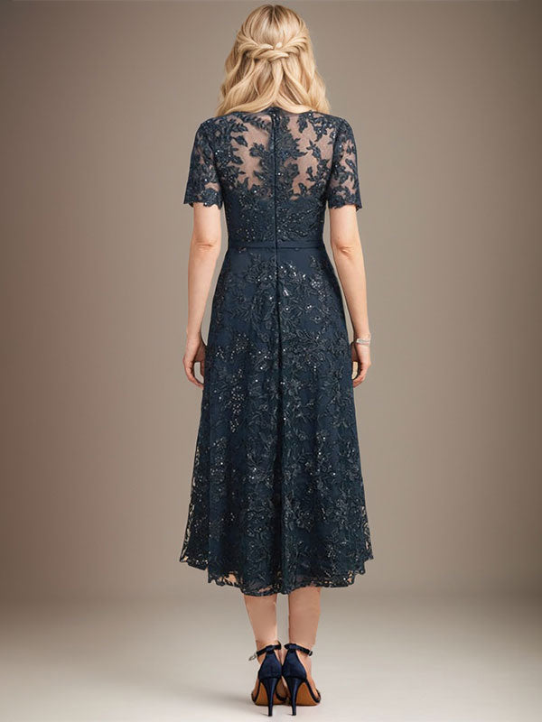Robe de mère de la mariée en dentelle à sequins, coupe trapèze, décolleté illusion, longueur thé