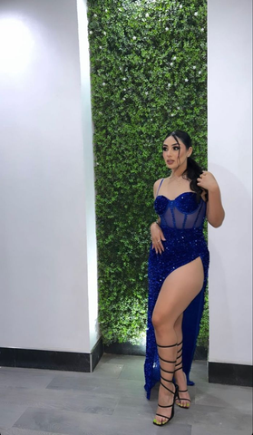 Robe de bal bleu roi sexy à paillettes et strass, bretelles spaghetti, décolleté cœur, fente latérale longue, effet illusion Y4162