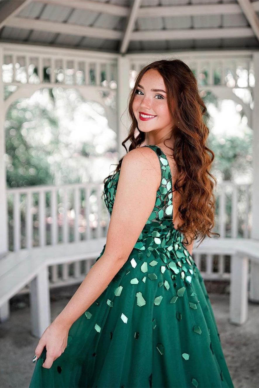 Vestido largo de fiesta verde con lentejuelas, escote en V y corte en A