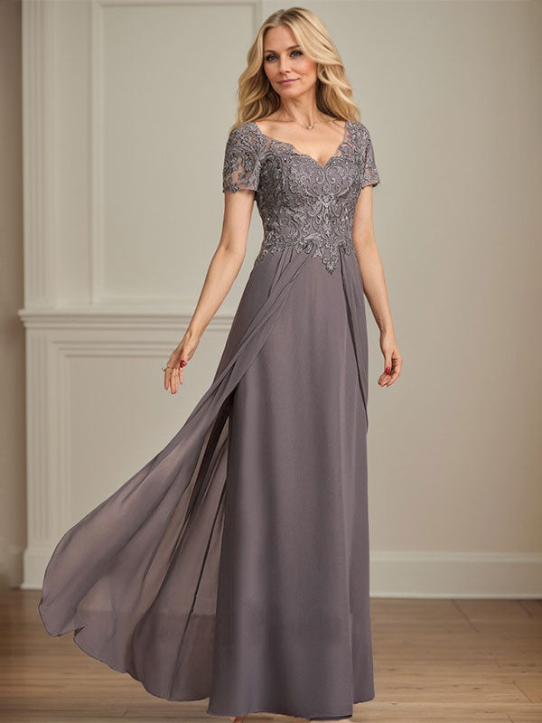 Robe de mère de la mariée en mousseline de soie et dentelle, coupe trapèze, col en V, longueur au sol