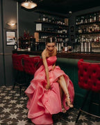 Vestido de fiesta de organza rosa claro, corte en A, sin tirantes