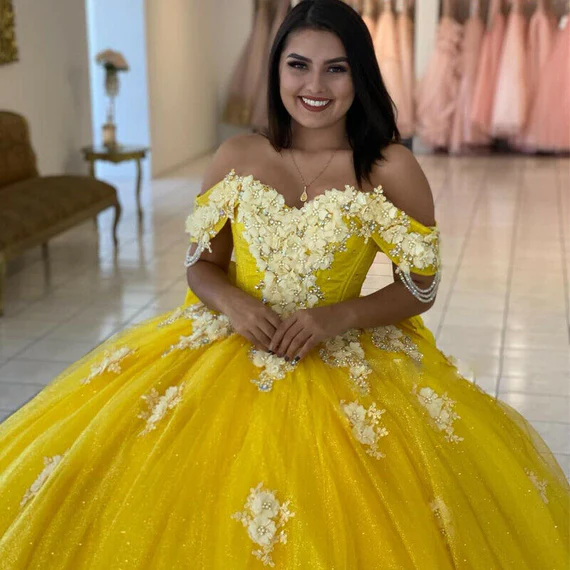Robe de bal jaune pour quinceañera, épaules dénudées, dos lacé, traîne, appliques et perles Y656