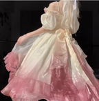 Vestido de fiesta de disfraces con rosas, flores y degradado rosa champán. Vestido de novia floral vintage de princesa con perlas Y2401