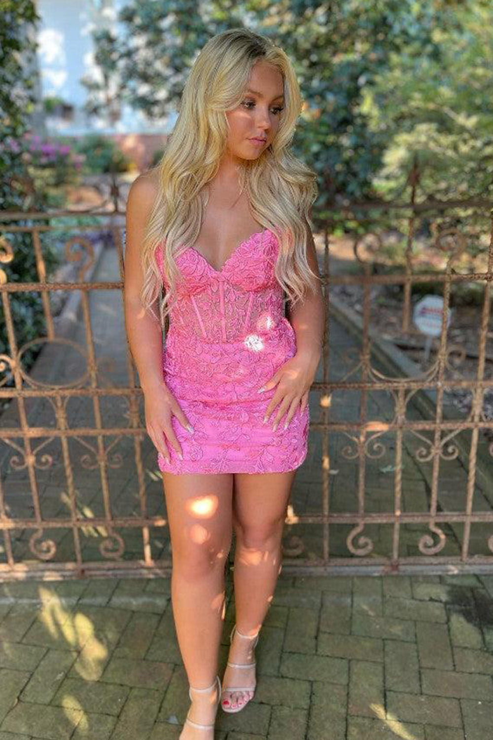 Sheath Sweetheart Short Homecoming Dress with Appliques