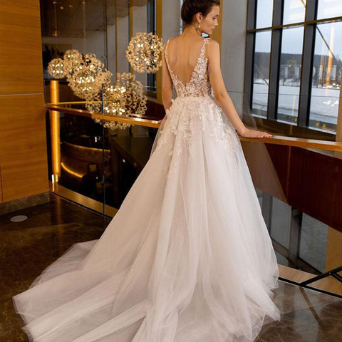 Appliques Wedding Dresses For Women Sexy Backless V-neck Bridal Gown Spaghetti Strap Elegant Bohemian Princess Dress