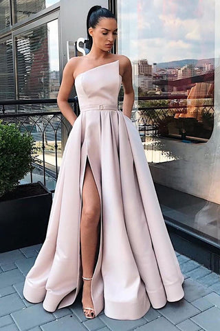 Robe de bal longue bleue bustier trapèze avec fente