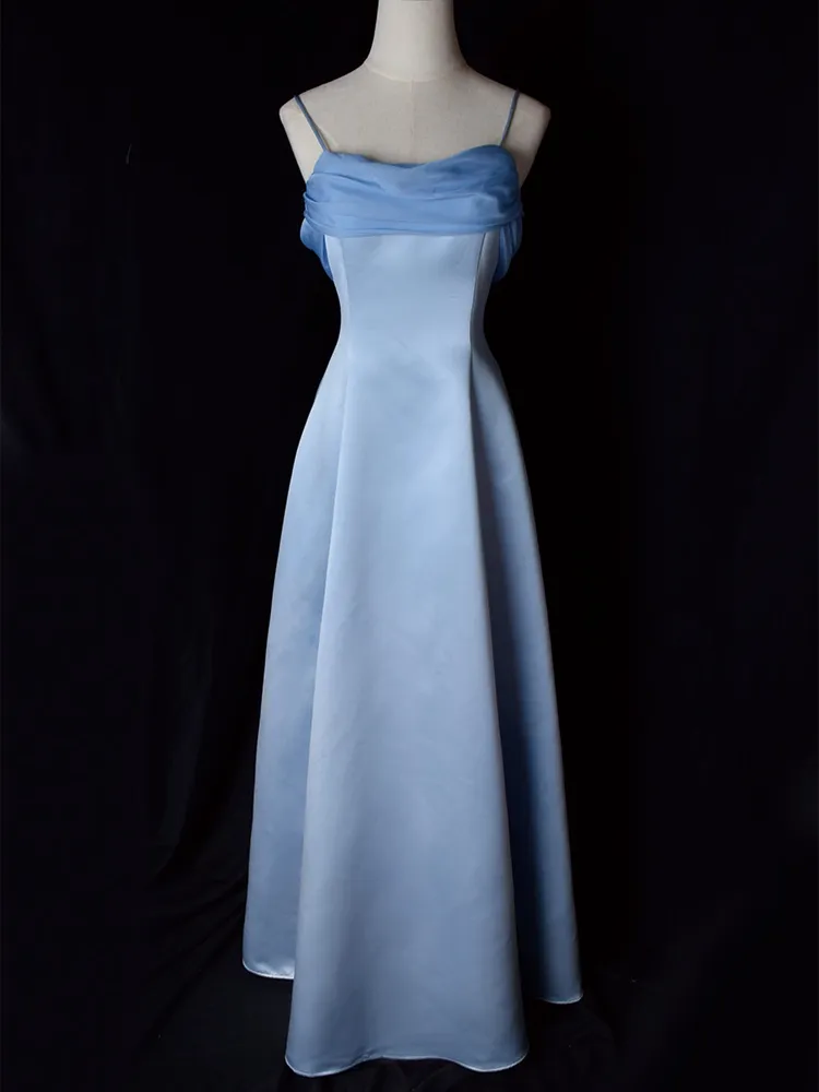 Robe de soirée élégante en satin bleu à fines bretelles, coupe trapèze, longue, idéale pour les fêtes et les bals de fin d'année (Y7557)