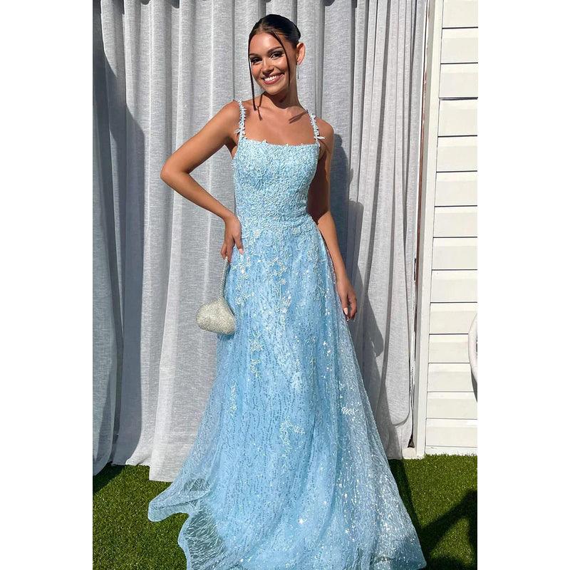 Robe de bal longue trapèze en tulle et dentelle à bretelles spaghetti