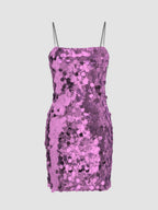 Robe asymétrique à sequins et chaînes 