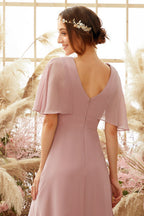 Vestido de dama de honor de gasa color rubor con mangas tipo murciélago