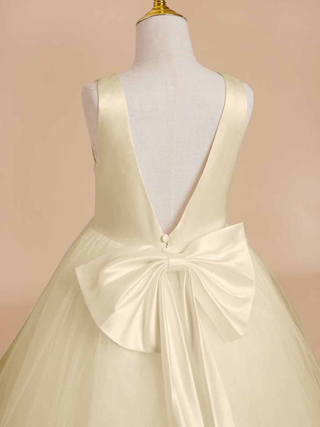 Vestido clásico blanco de corte A sin mangas para niña de las flores, de satén y tul 