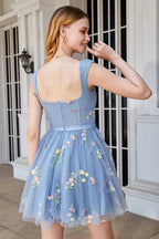Vestido corto de fiesta estilo champán, corte en A, escote corazón