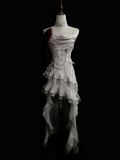 Vestido corto asimétrico vintage gris plateado con volantes, encaje y satén, ideal para cumpleaños o fiestas de bienvenida (Y7818)