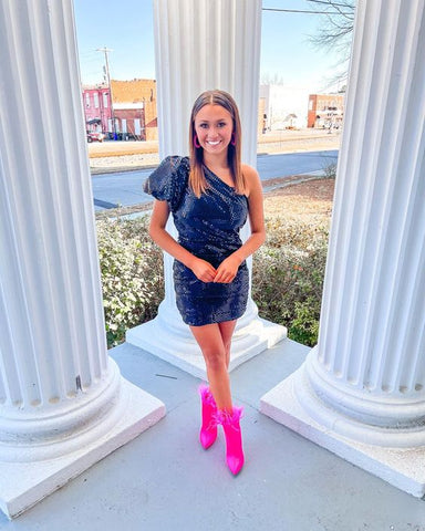 Vestido corto de lentejuelas de un solo hombro para baile de bienvenida o graduación Y1830