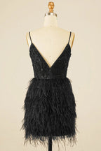 Vestido ajustado de lentejuelas para baile de bienvenida con plumas