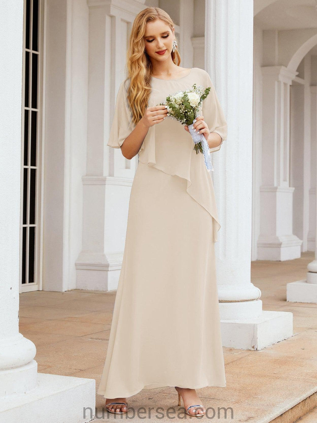 Vestido largo de fiesta formal Sunderly para la madre de la novia con capa de volantes SY28026