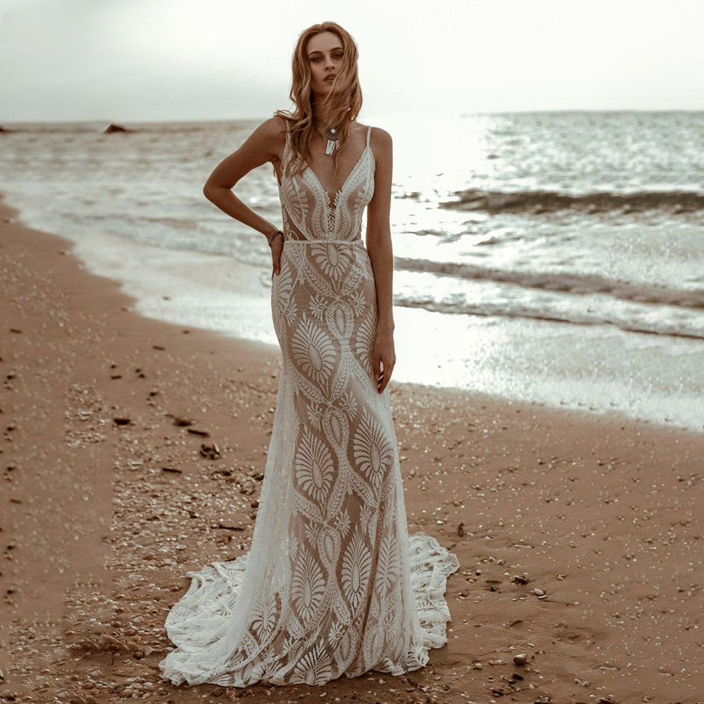 Robes de mariée sirène sexy en dentelle à col en V, bretelles spaghetti, sans manches et dos nu, collection 2023 