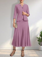 Vestido de novia de gasa, corte línea A, escote redondo, largo té, con lentejuelas y pedrería. 