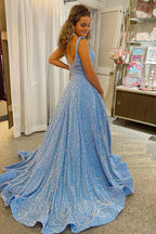 Vestido largo de fiesta azul claro con lentejuelas, escote cuadrado y corte en A