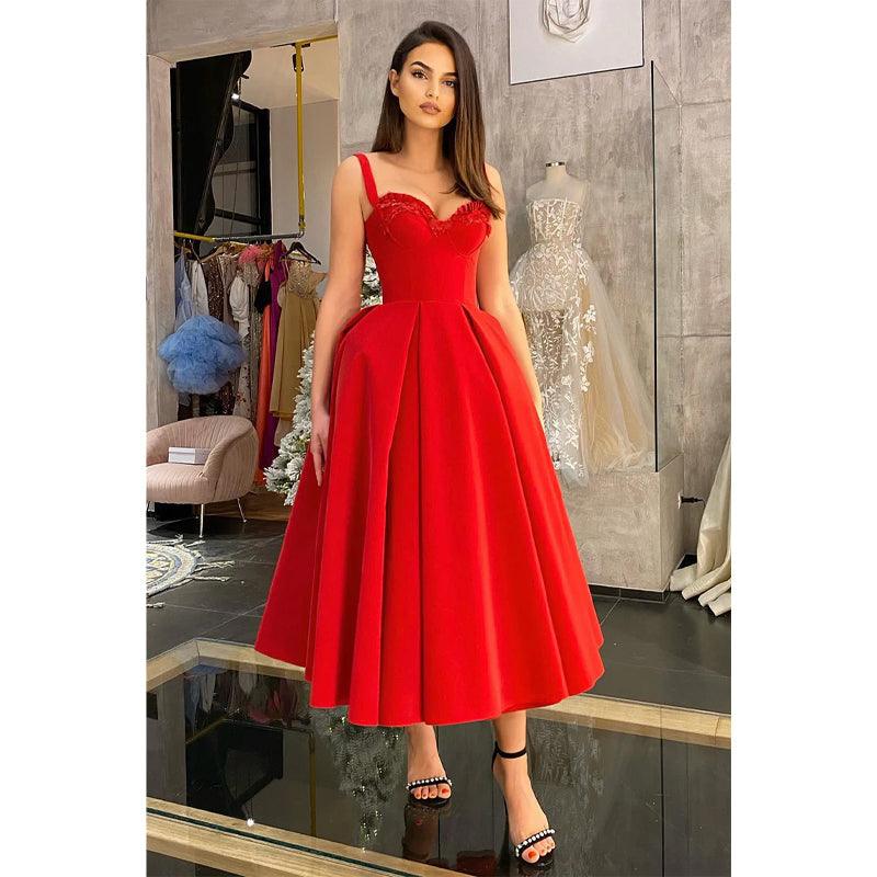 Vestido de fiesta vintage rojo con tirantes finos para regreso a casa