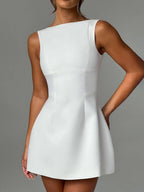 Robe mini sans manches dos nu 