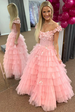 Vestido de graduación con volantes escalonados, hombros descubiertos y encaje floral 3D