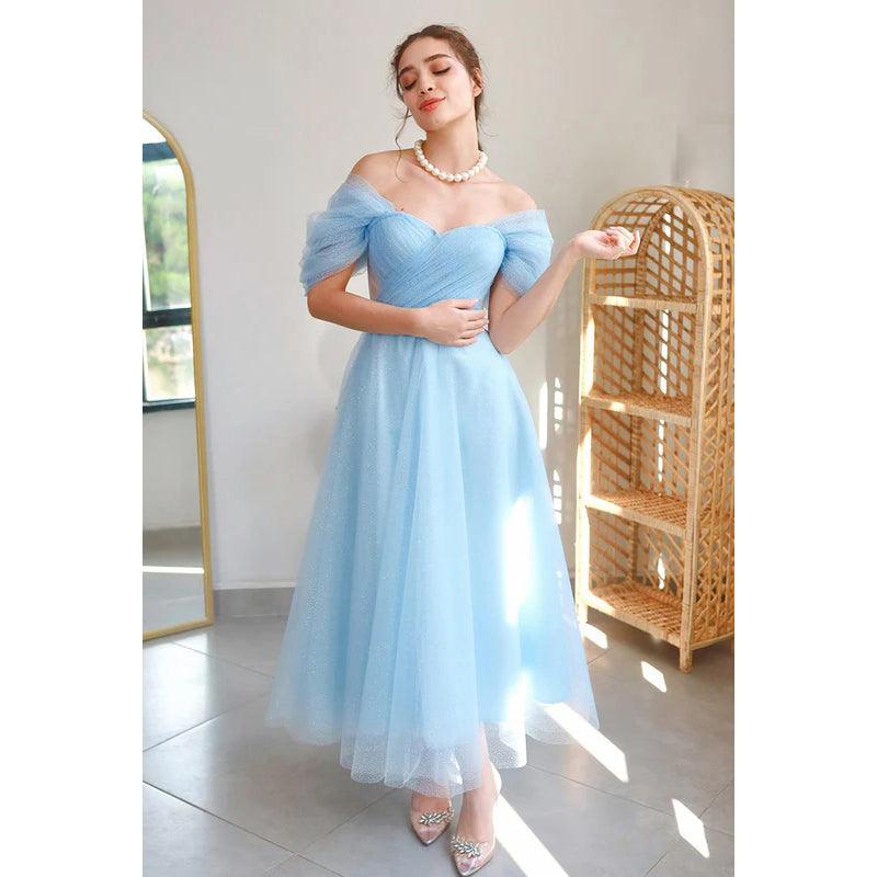 Superbe et charmante robe de bal trapèze en tulle à épaules dénudées