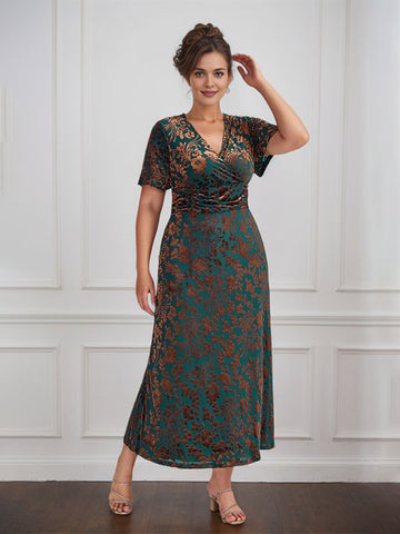 Robe vintage unie en velours, col V, manches courtes, longueur thé, idéale pour la mère de la mariée, avec fente. 