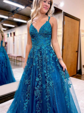 Robe de bal trapèze bleu encre à paillettes, tulle et dentelle