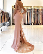 Off-the-Shoulder Mermaid Evening Dress With Lace Appliques