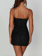 Robe mini à bretelles et sequins 